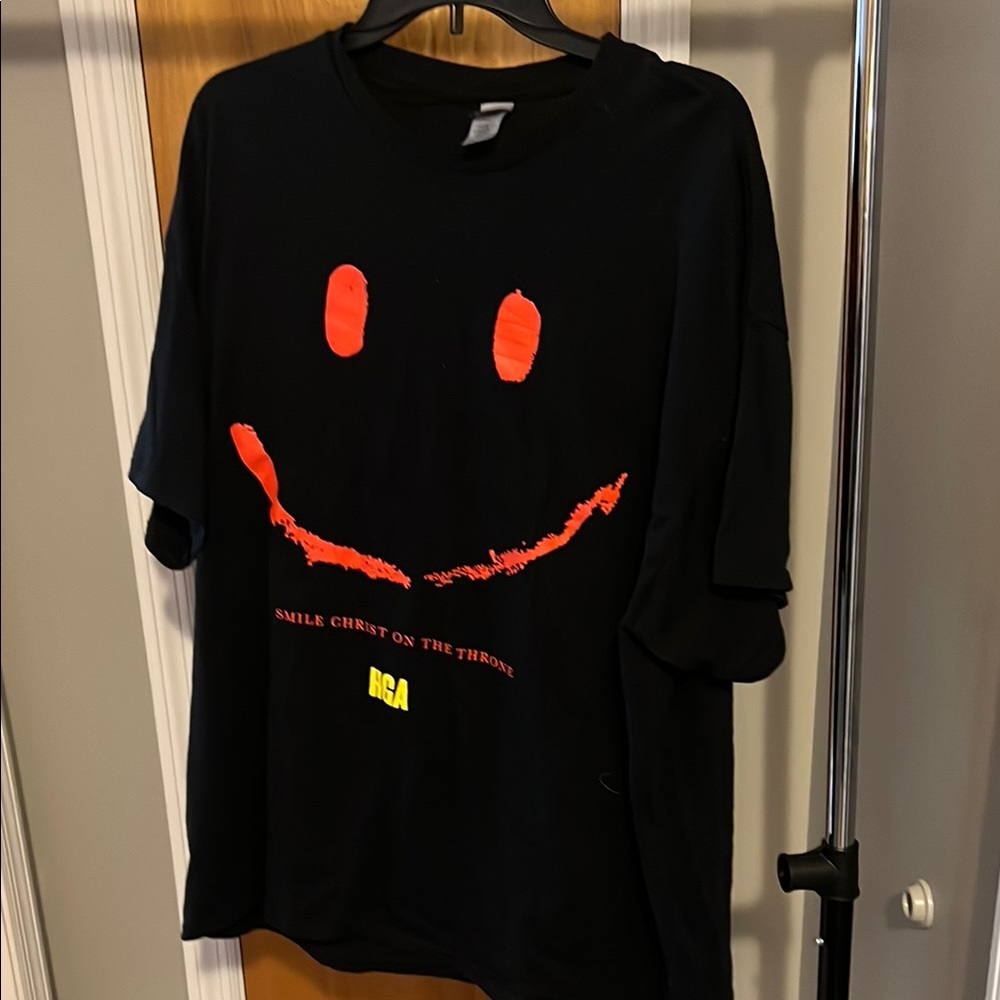 Gildan Black Short Sleeve Tee with Red Smiley Face